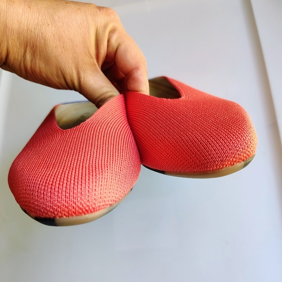 Rothy's women's the almond demi in vibrant melon super comfortable slip-on flats - Picture 8 of 13